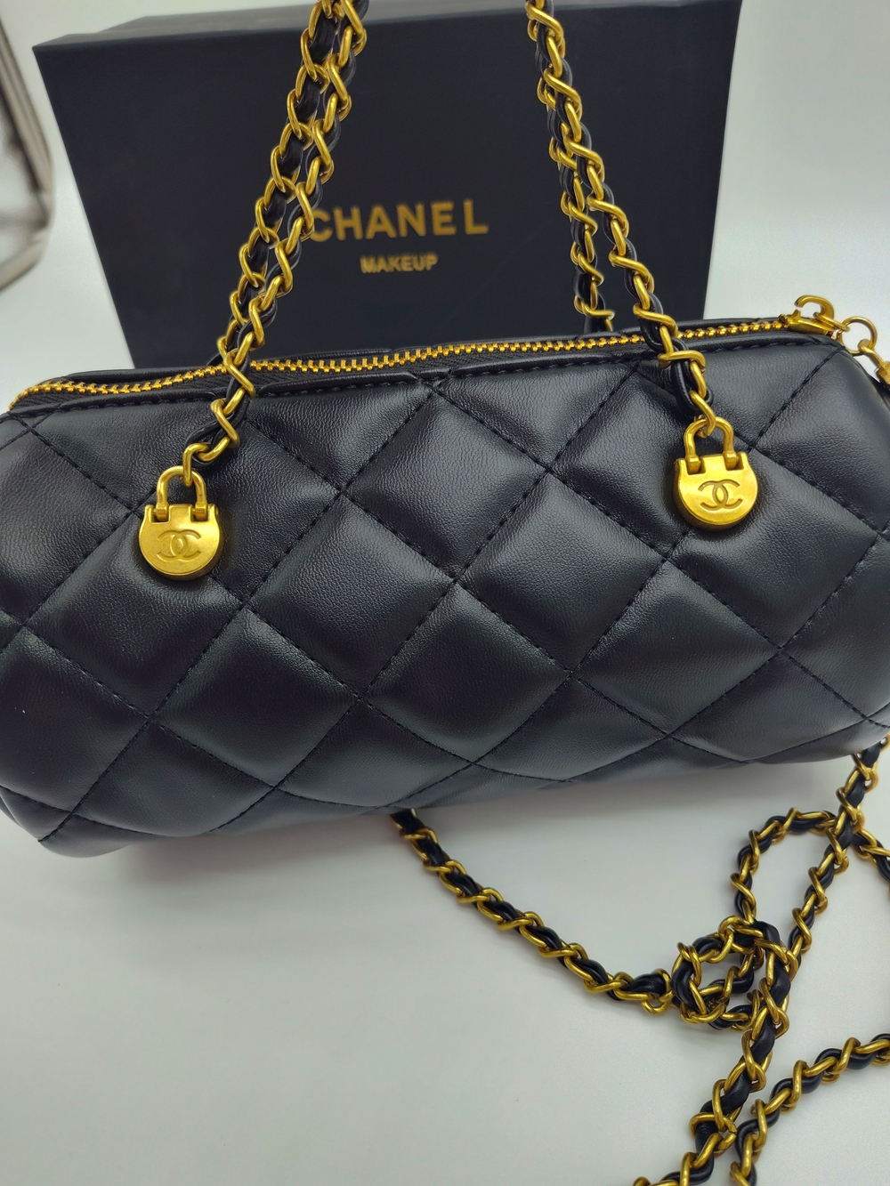 CHANEL Makeup Promotional Black Quilted Barrel Vanity Bag Pearl Chain Beaute - Picture 7 of 14